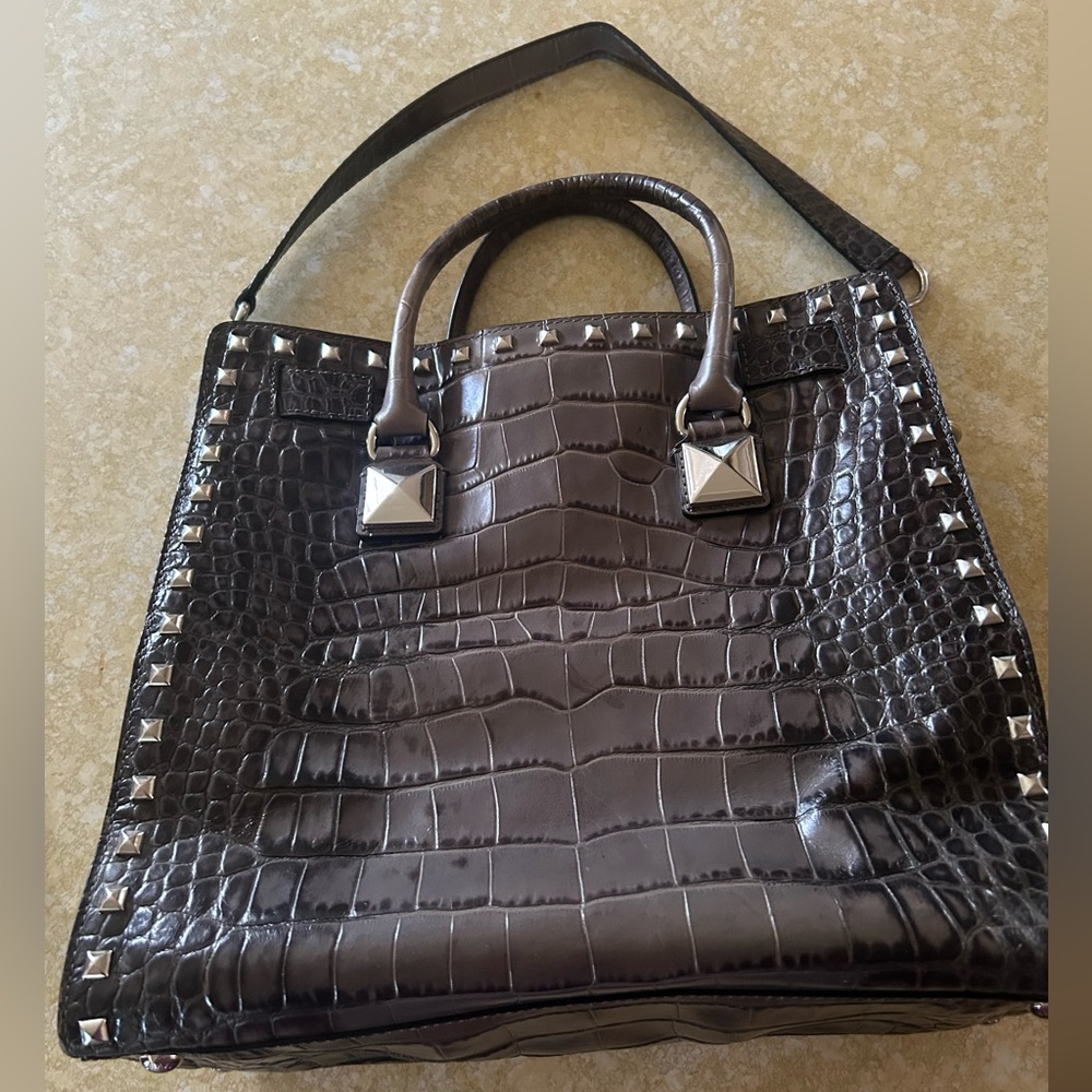 Michael Kors Hamilton Grey Crocodile Embossed with Studs - Picture 3 of 9